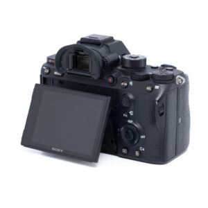 Sony A7R III-3-2 Sony A7R III (SC 94000) – Käytetty