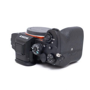 Sony A7R IVA-4 Sony A7R IVa (Shuttercount 21000, Kunto K5, Takuu 12kk) – Käytetty