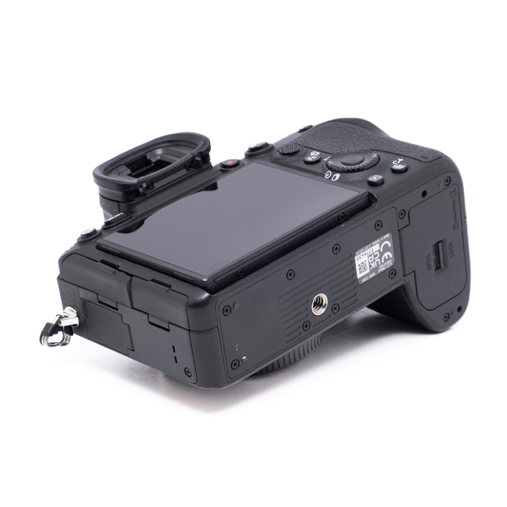 Sony A7R IVA-5 Sony A7R IVa (Shuttercount 21000, Kunto K5, Takuu 12kk) – Käytetty