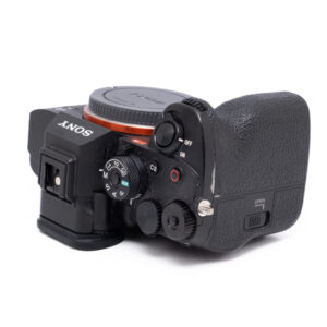 Sony A7R V-4 Sony A7R V (SC 130k, takuu 6kk, sis. ALV 25.5%) – Käytetty
