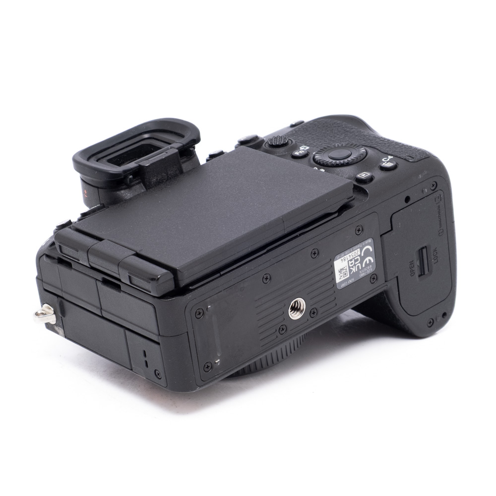 Sony A7R V-5 Sony A7R V (SC 130k, takuu 6kk, sis. ALV 25.5%) – Käytetty