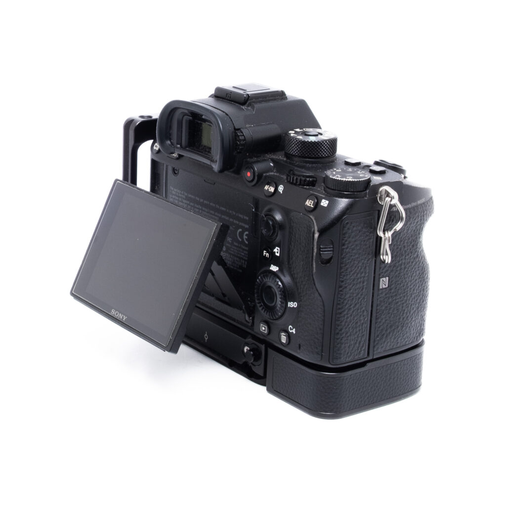 Sony A9-3-2 Sony A9 + L-Rauta (SC 65000) – Käytetty