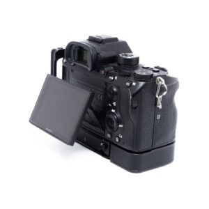 Sony A9-3-2 Sony A9 + L-Rauta (SC 65000) – Käytetty