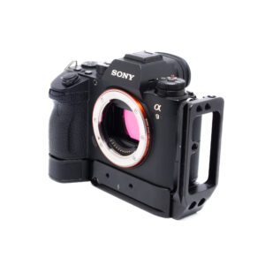 Sony A9-4-2 Sony A9 + L-Rauta (SC 65000) – Käytetty