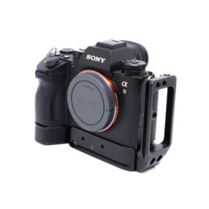 Sony A9-5-2 Sony A9 + L-Rauta (SC 65000) – Käytetty