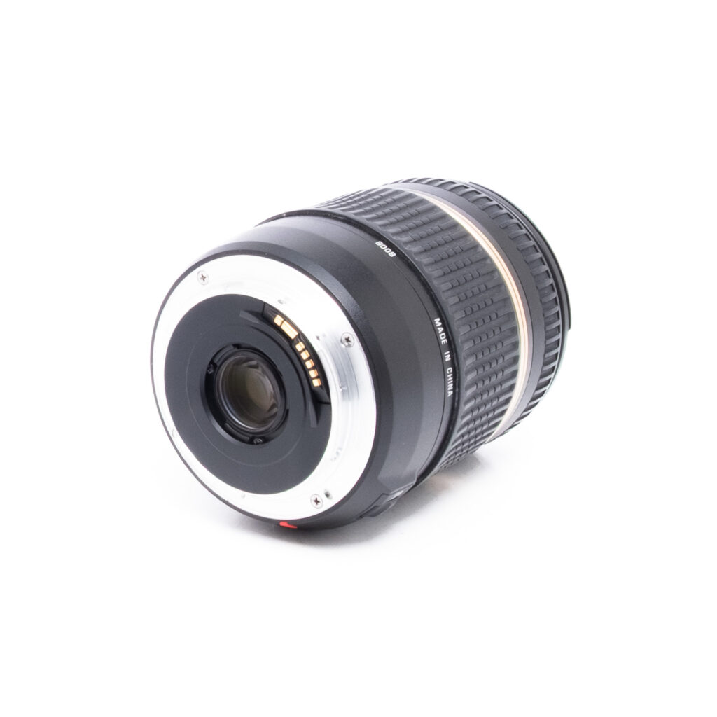 Tamron 18-270mm f35-63 PZ VC-1 Tamron 18-270mm f/3.5-6.3 Di II VC PZD Canon - Käytetty