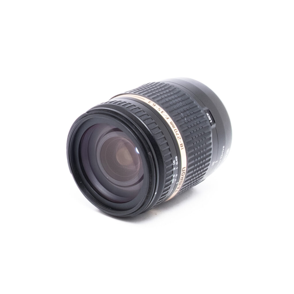 Tamron 18-270mm f35-63 PZ VC-2 Tamron 18-270mm f/3.5-6.3 Di II VC PZD Canon - Käytetty