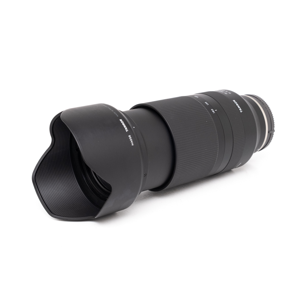 Tamron 70-180mm f/2.8 Di III VXD Sony FE (Kunto K5) - Käytetty