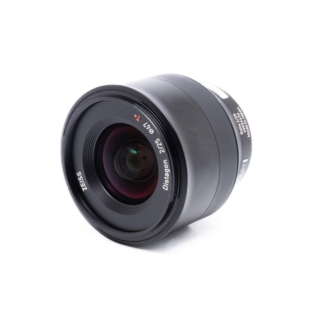 Zeiss Batis 25mm f2-2 Zeiss Batis 25mm f/2 Sony FE - Käytetty