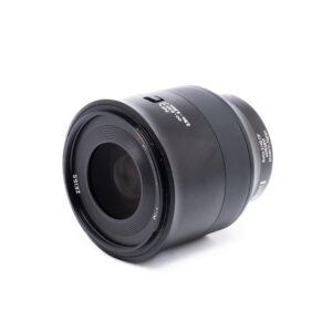 Zeiss Batis 40mm f2-2 Zeiss Batis 40mm f/2 CF Sony FE - Käytetty