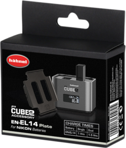 800q-01_116481 Hähnel ProCUBE 2 Plate for Nikon EN-EL14 Battery -laturi adapteri -laitteen mustassa vähittäismyyntipakkauksessa on latauslevy, laturi ja luettelo latausajoista yhden ja kahden Nikonin akun lataamiseen.