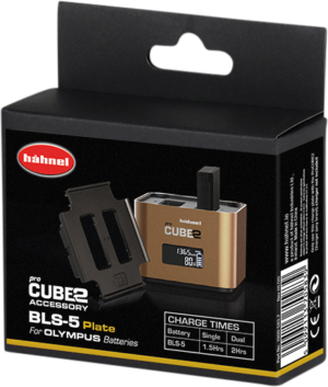 Musta ja kultainen vähittäismyyntipakkaus Hähnel ProCUBE 2 Plate for Olympus BLS-5 Battery -laturi adapteri. Etupuolella näkyy laturi, BLS-5-levy, latausajat ja Hähnel-logo.