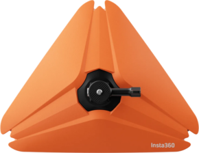 800q-01_133912 Orange, triangular Insta360 Floating Surfboard Mount with curved edges and a black camera mount in the middle with the Insta360 brand in white text in the bottom right corner.