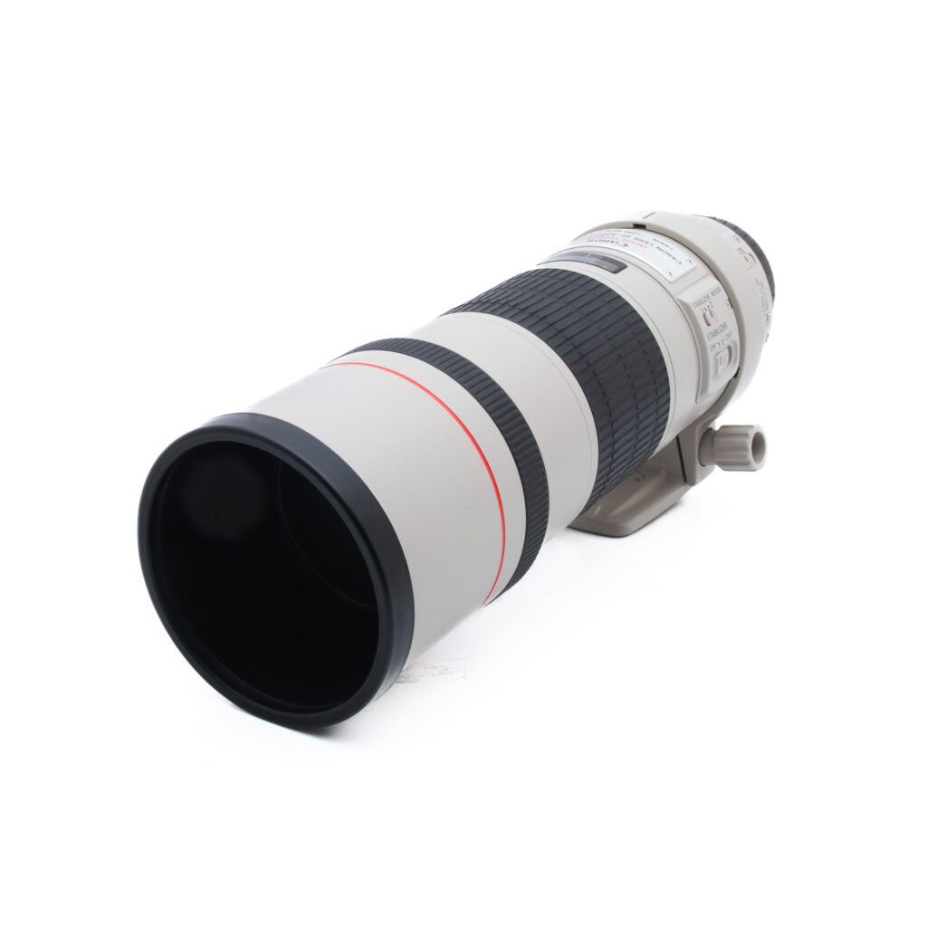 Canon EF 300mm f/4 L IS USM (Kunto K5, takuu 6kk) - Käytetty