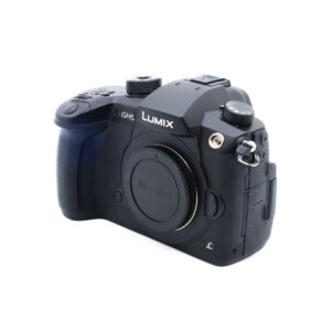 Panasonic Lumix GH5 (SC 8500, Kunto K5, sis. ALV 25,5%) - Käytetty