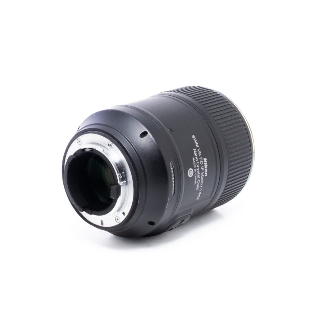 Nikon 105mm f28 G ED VR-1 Nikon AF-S Micro-Nikkor 105mm f/2.8G VR ED - Käytetty