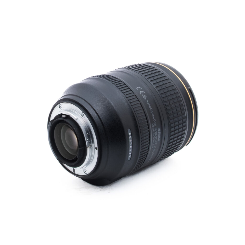 Nikon 24-120mm f4 G ED VR-1-2 Nikon AF-S Nikkor 24-120mm f/4 G ED VR (Kunto K5, sis. ALV 25,5%, takuu 6kk) - Käytetty