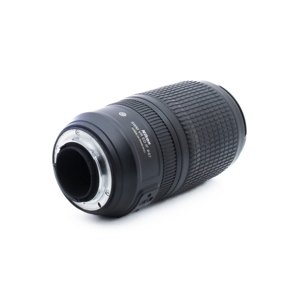 Nikon 70-300mm f45.56 G ED VR-1 Nikon AF-S Nikkor 70-300mm f/4.5-6.3G ED DX VR - Käytetty