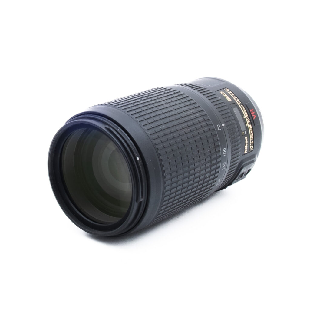 Nikon 70-300mm f45.56 G ED VR-2 Nikon AF-S Nikkor 70-300mm f/4.5-6.3G ED DX VR - Käytetty
