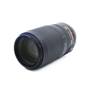 Nikon 70-300mm f45.56 G ED VR-2 Nikon AF-S Nikkor 70-300mm f/4.5-6.3G ED DX VR - Käytetty