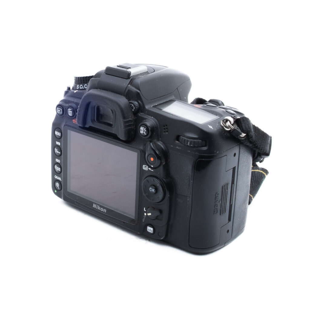 Nikon D7000-3 Nikon D7000 (SC 50000) - Käytetty