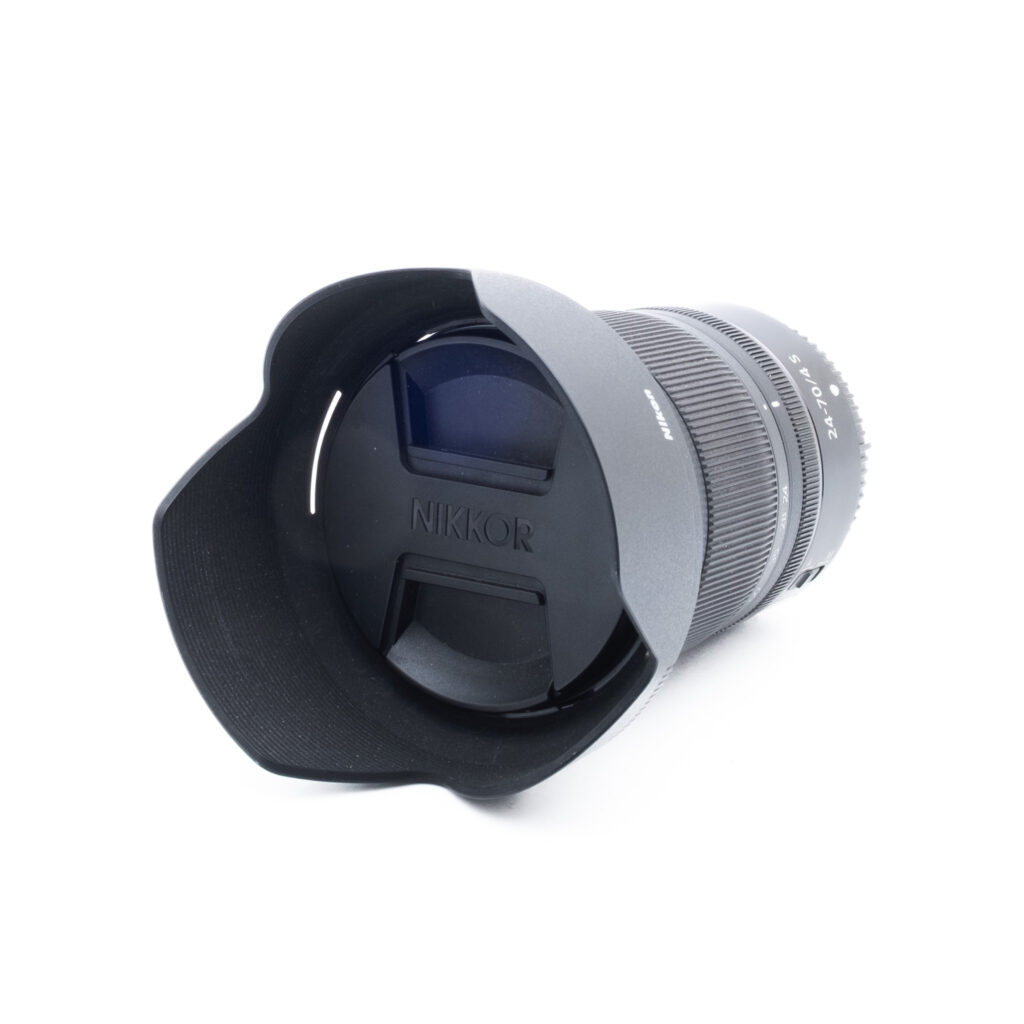 Nikon Z 24_70mm f4 S-3 Nikon Nikkor Z 24-70mm f/4 S (takuu 6kk) - Käytetty