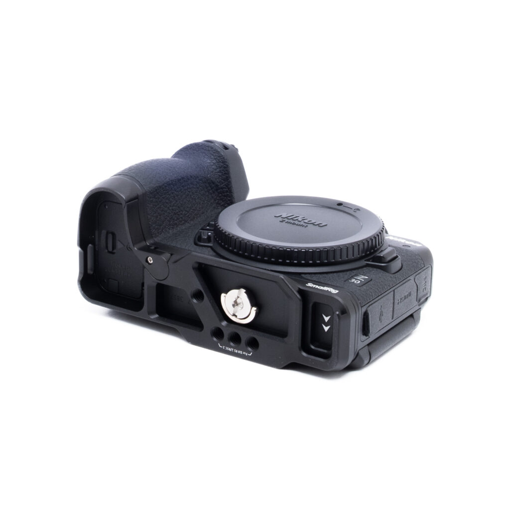 Nikon Z30-1 Nikon Z30 + Baseplate (Kunto K5, SC 1500) - Käytetty