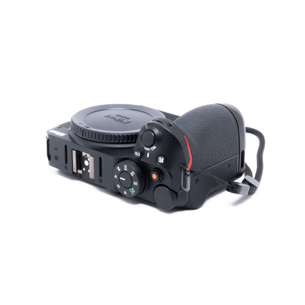 Nikon Z30-2 Nikon Z30 + Baseplate (Kunto K5, SC 1500) - Käytetty