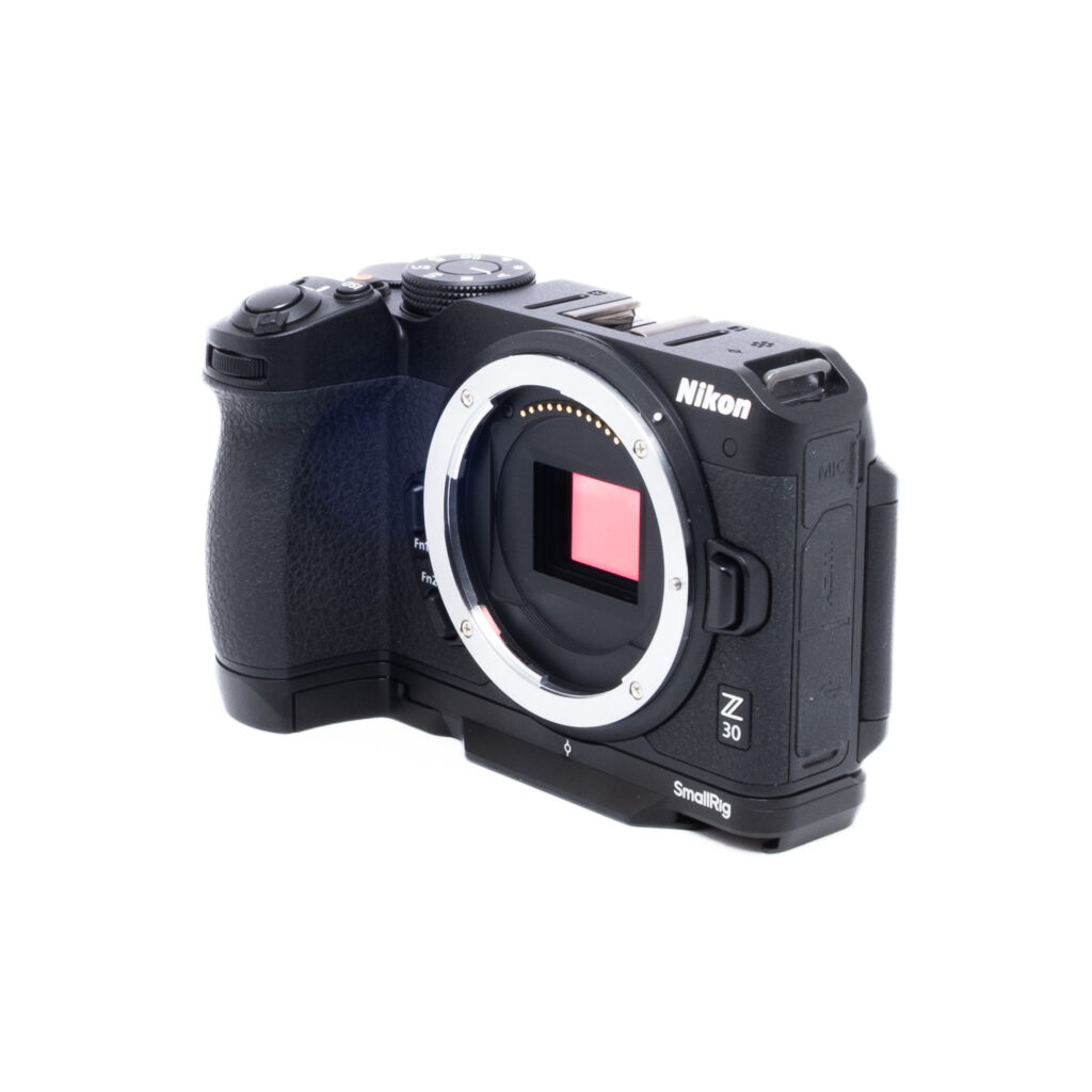Nikon Z30-4 Nikon Z30 + Baseplate (Kunto K5, SC 1500) - Käytetty