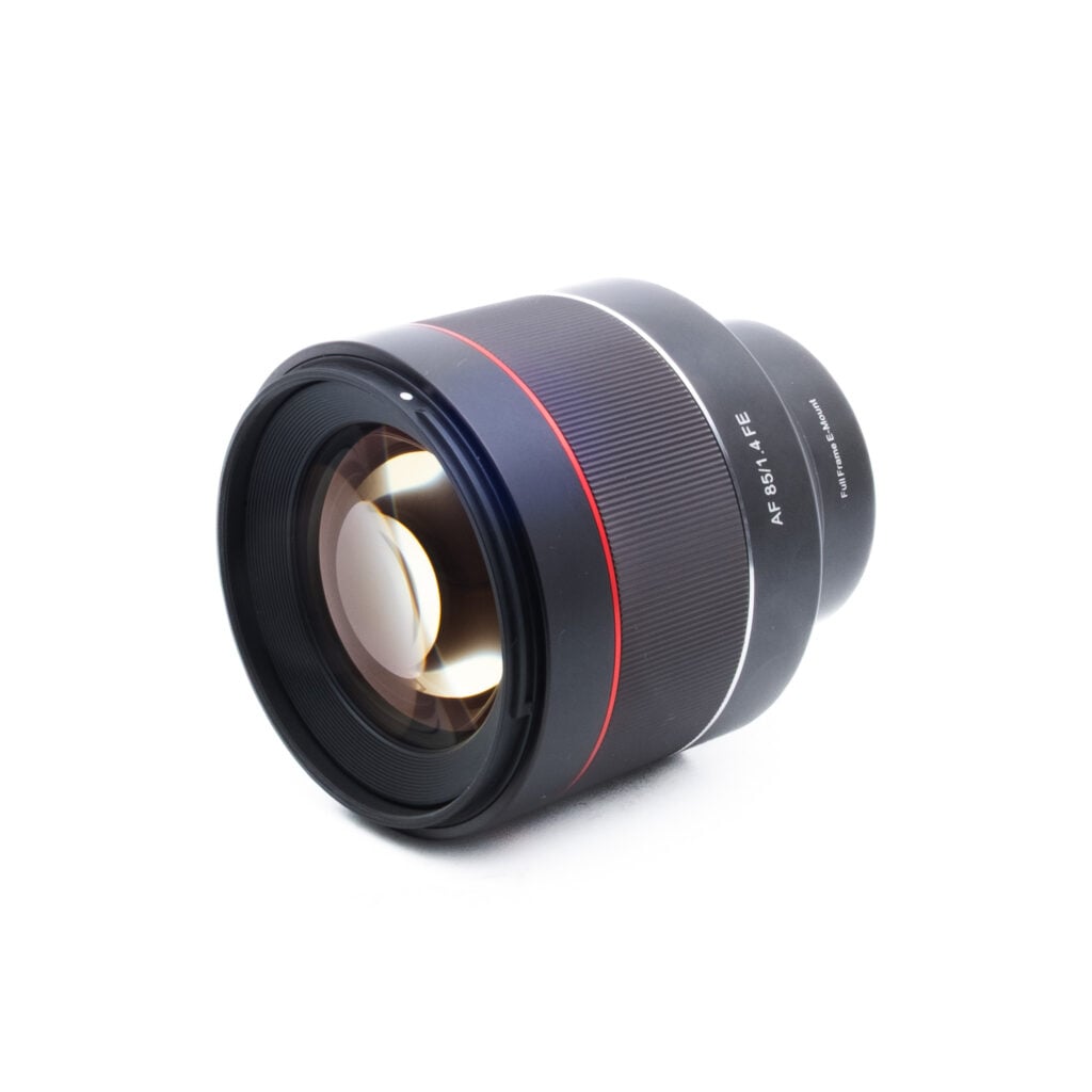 Samyang 85mm f14 FE-2 Samyang AF 85mm f/1.4 Sony FE - Käytetty