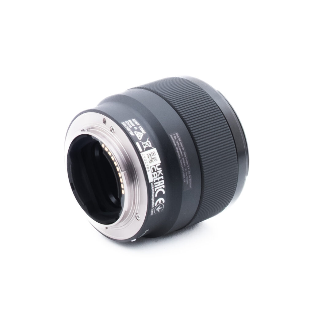 Sony FE 50mm f/1.8 (Kunto K5) - Käytetty
