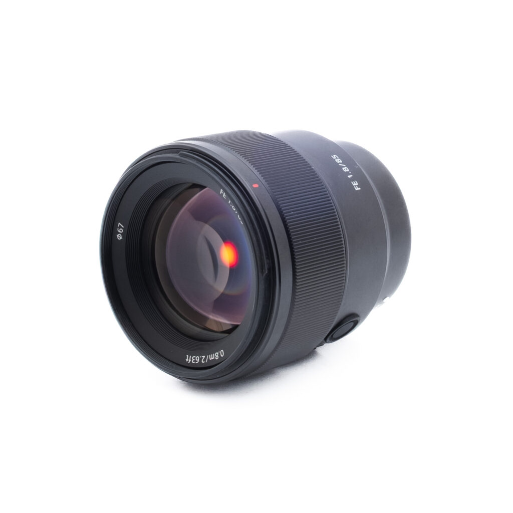 Sony 85mm f17 FE-2 Sony FE 85mm f/1.8 - Käytetty
