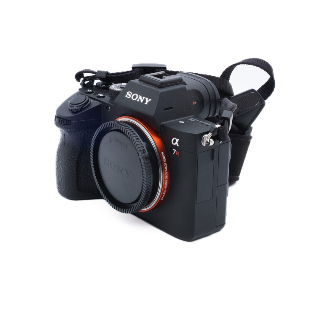 Sony A7R-5 Sony A7R III (SC 3000, Kunto K4.5) – Käytetty