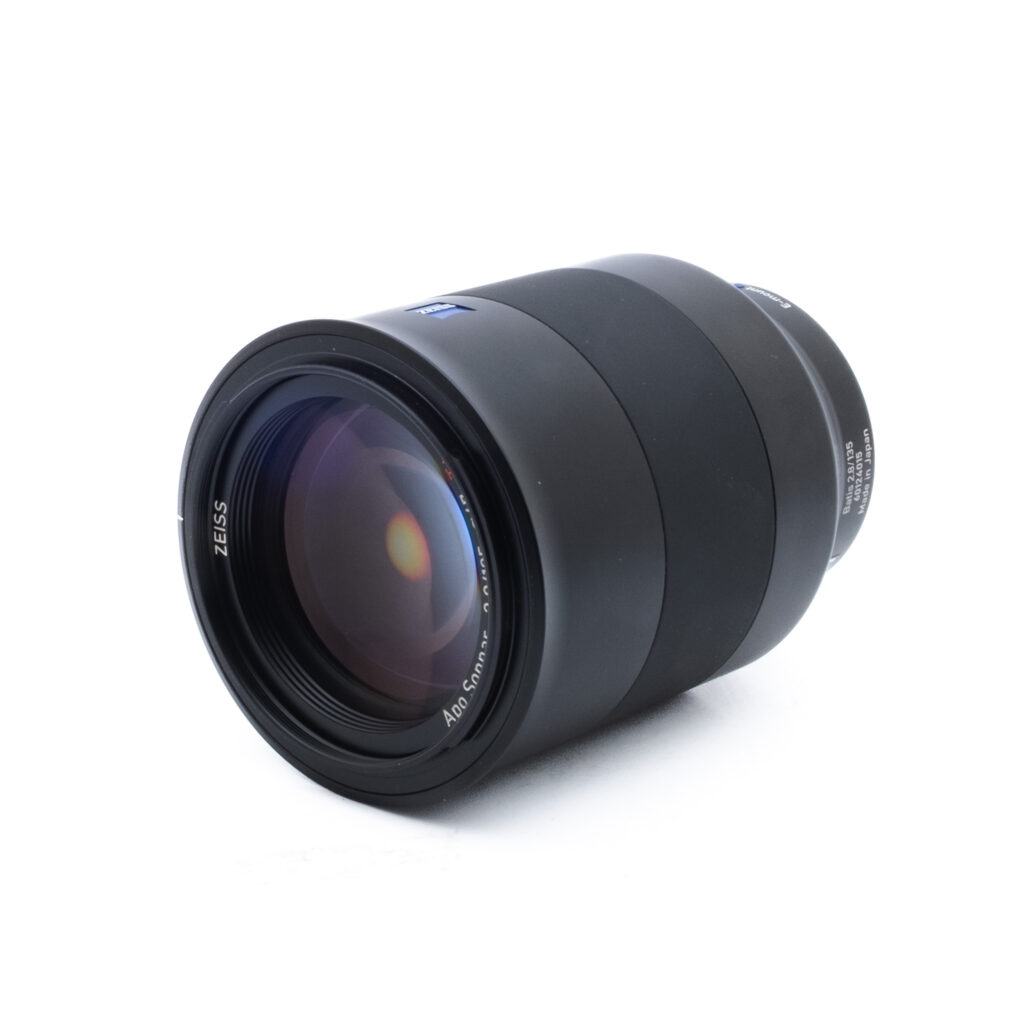 Zeiss 135mm f28-2 Zeiss Batis 135mm f/2.8 Sony FE - Käytetty