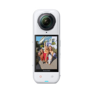 Insta360 X5 Starter Bundle -360-kamera tuotekuva 3 Insta360 X5 Starter Bundle -360-kamera tuotekuva 3