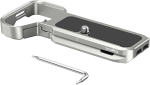 800q-03_134335 SmallRig 5482 Base plate with AirTag for Sony A7C II / A7CR Silver