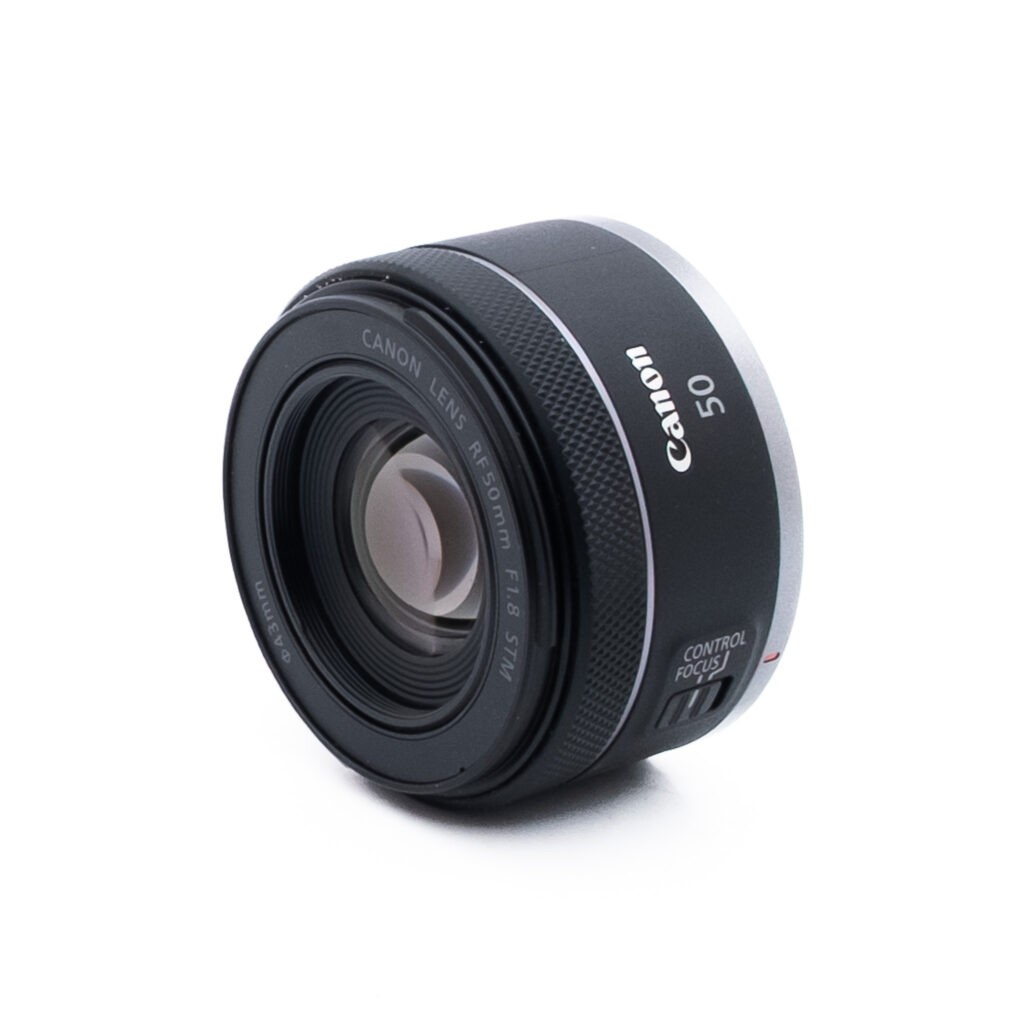 Canon RF 50mm f18 STM-2-5 Canon RF 50mm f/1.8 STM (takuu 12kk) - Käytetty