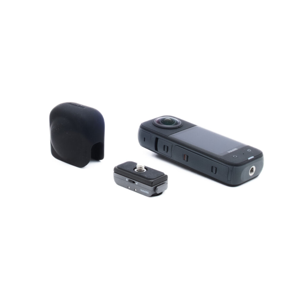 Insta360 X3 Insta360 X3 + tarvikkeet (sis. ALV 25,5%) - Käytetty