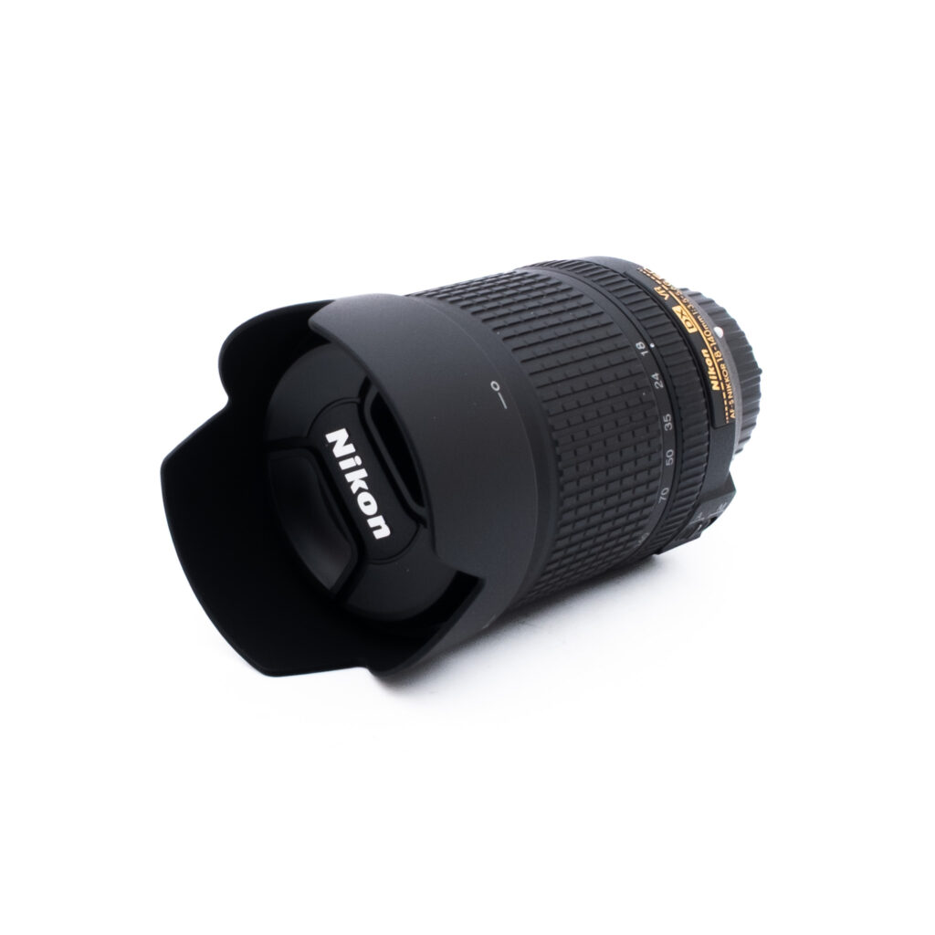 Nikon 18-140mm f35-56F ED VR DX-3 Nikon AF-S Nikkor 18-140mm f/3.5-5.6 G DX VR (Kunto K5) - Käytetty