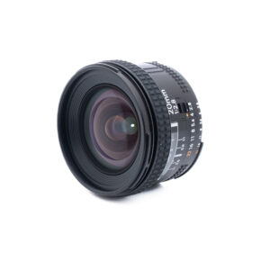 Nikon 20mm f28-2 Nikon AF Nikkor 20mm f/2.8 - Käytetty
