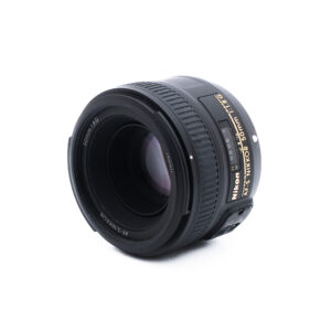 Nikon 50mm f18 G-2-4 Nikon AF-S Nikkor 50mm f/1.8 G (sis. ALV 25,5%) - Käytetty