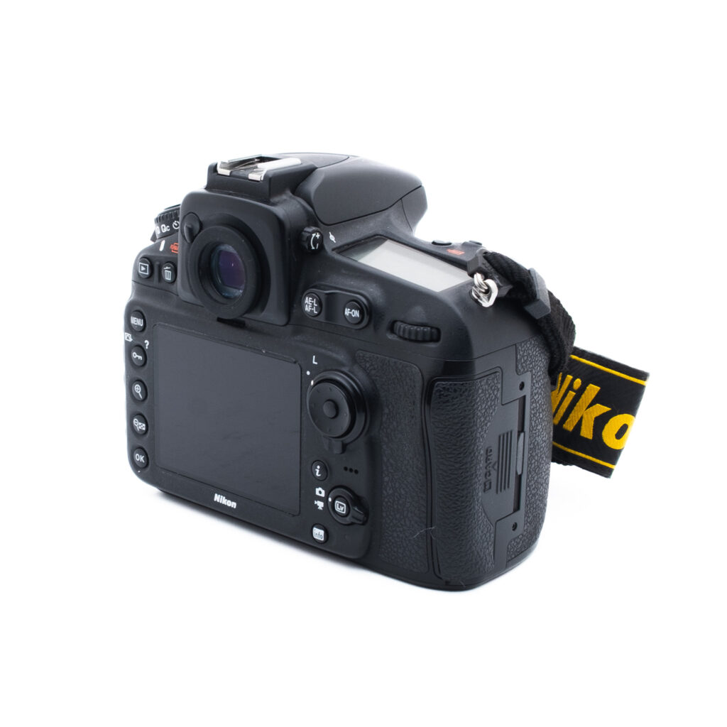 Nikon D810 6144-3 Nikon D810 (sis. ALV 25,5%, SC 50000) - Käytetty