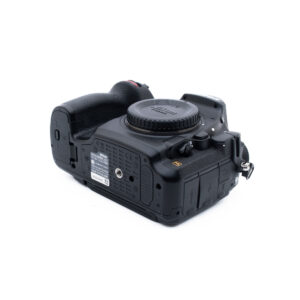 Nikon D850 4960-1 Nikon D850 (SC 35500, sis. ALV 25,5%) - Käytetty