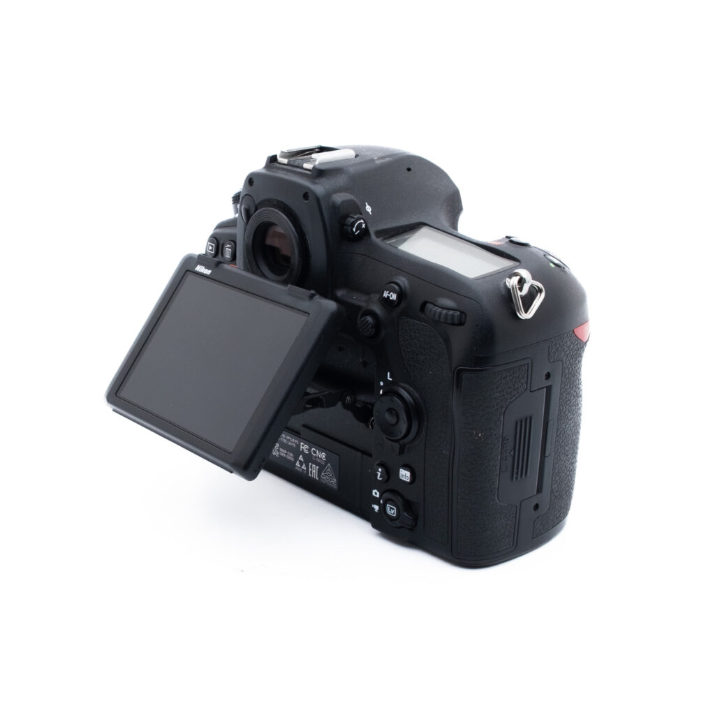 Nikon D850 4960-3 Nikon D850 (SC 35500, sis. ALV 25,5%) - Käytetty