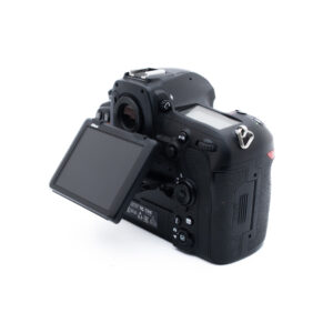 Nikon D850 4960-3 Nikon D850 (SC 35500, sis. ALV 25,5%) - Käytetty