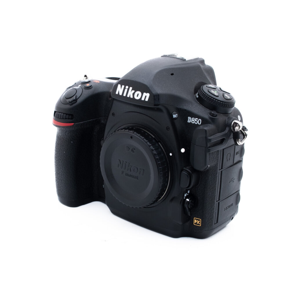 Nikon D850 4960-5 Nikon D850 (SC 35500, sis. ALV 25,5%) - Käytetty