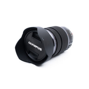 Olympus 12-100mm f4 IS PRO-3 Olympus M.Zuiko Digital ED 12-100mm f/4 IS PRO - Käytetty