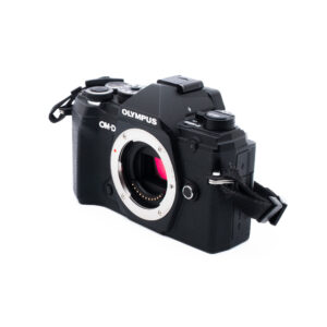 Olympus E-M5 III 7038-4 Olympus OM-D E-M5 Mark III (SC 21000) - Käytetty