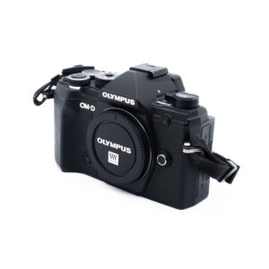 Olympus E-M5 III 7038-5 Olympus OM-D E-M5 Mark III (SC 21000) - Käytetty