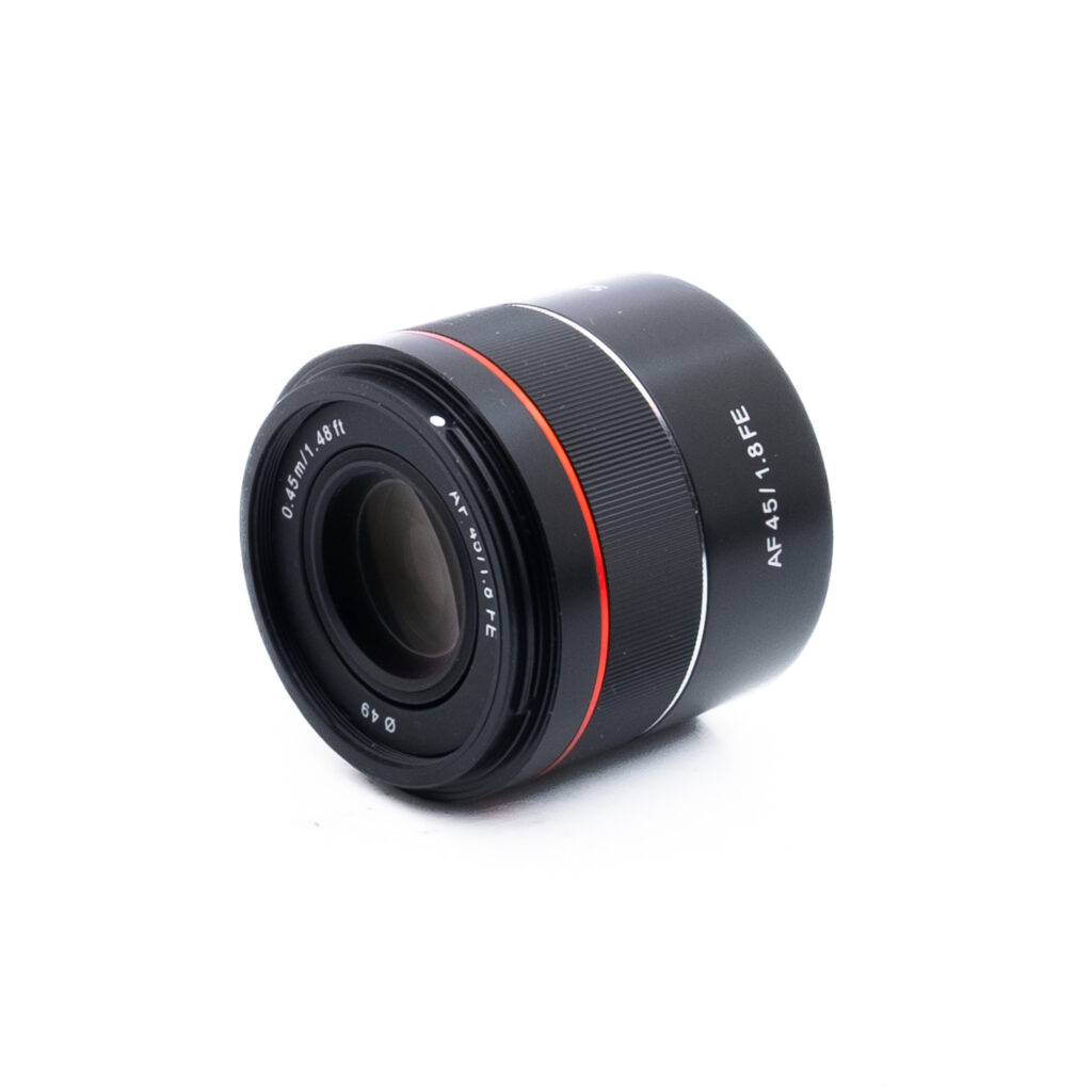 Samyang 45mm f18 FE-2 Samyang AF 45mm f/1.8 Sony FE - Käytetty